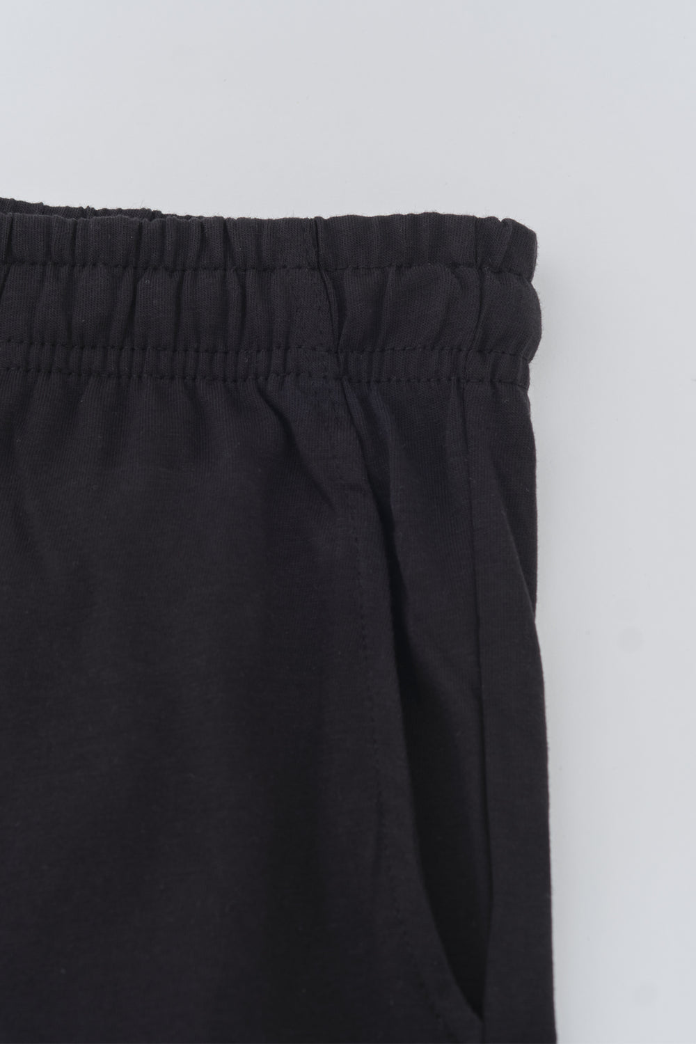 BLACK SHORTS SET