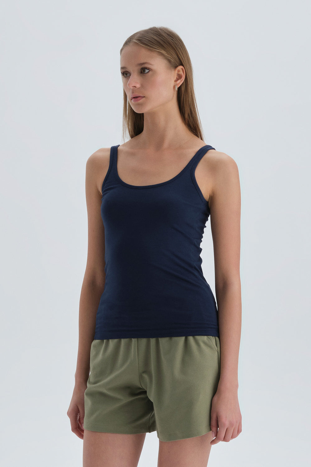 NAVY TANKTOP