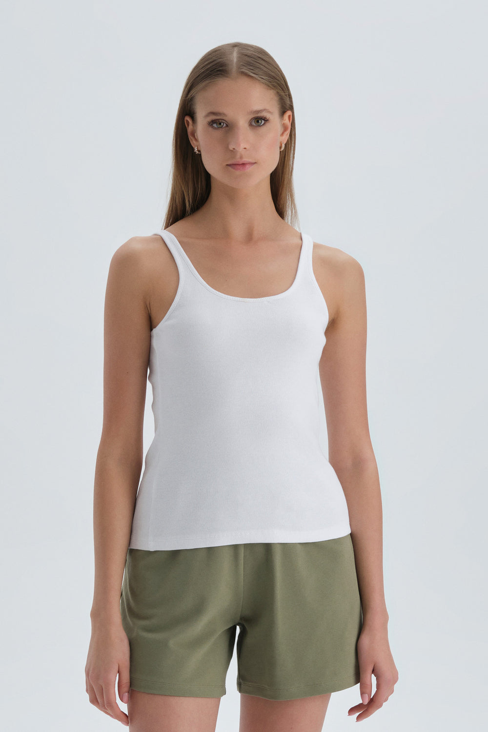 WHITE TANKTOP