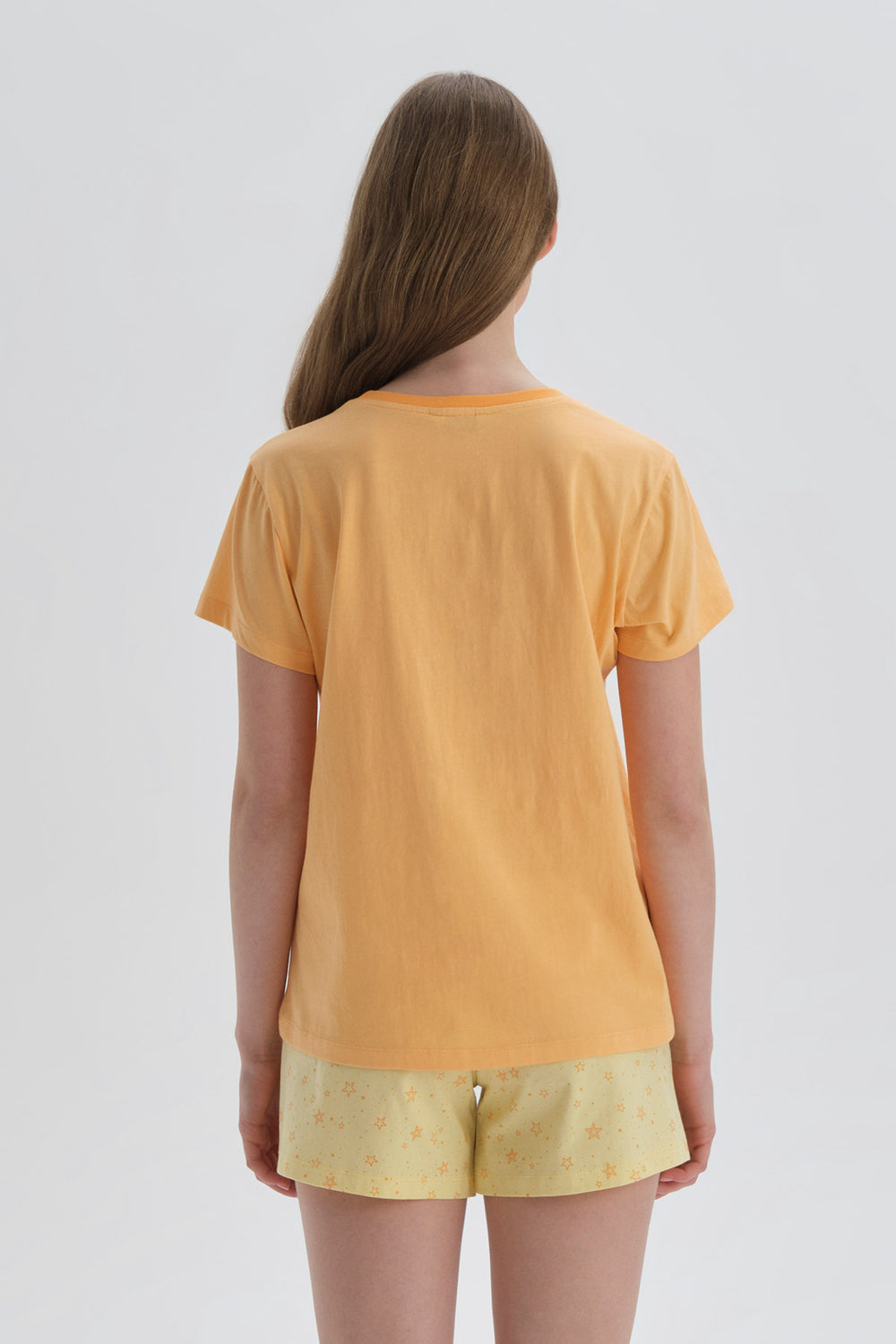 ORANGE T-SHIRT