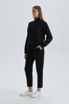 BLACK SWEATSHIRT