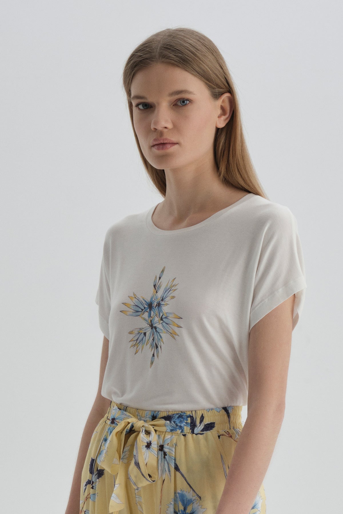 ECRU T-SHIRT