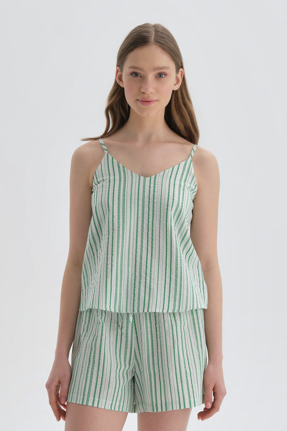 GREEN TANKTOP