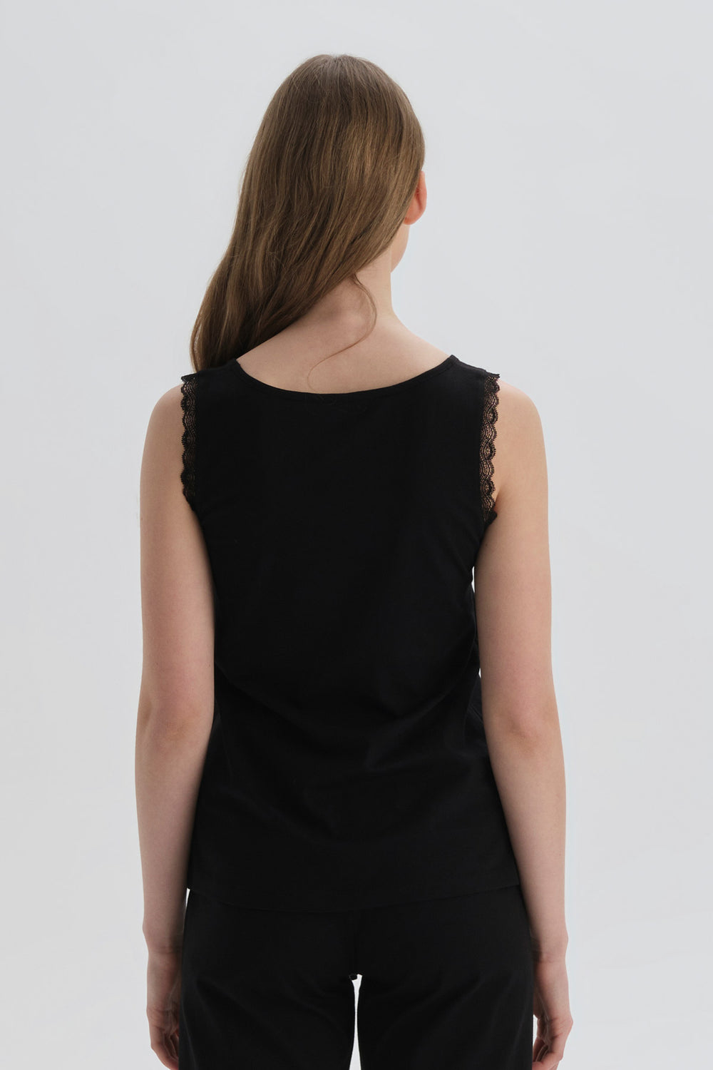 BLACK TANKTOP