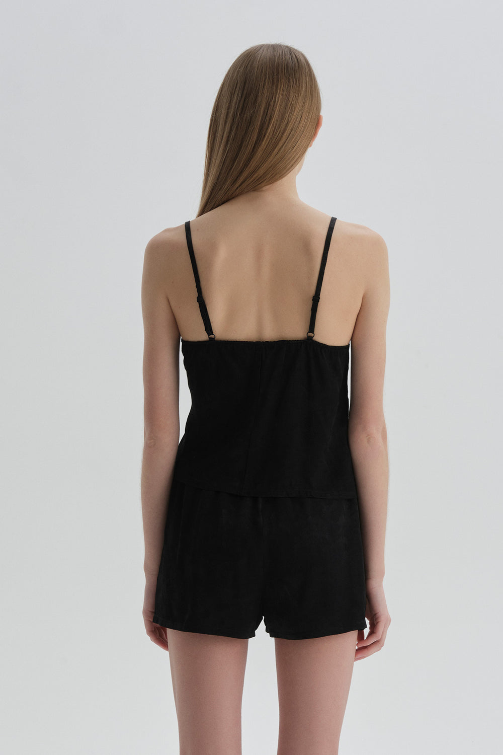 BLACK TANKTOP