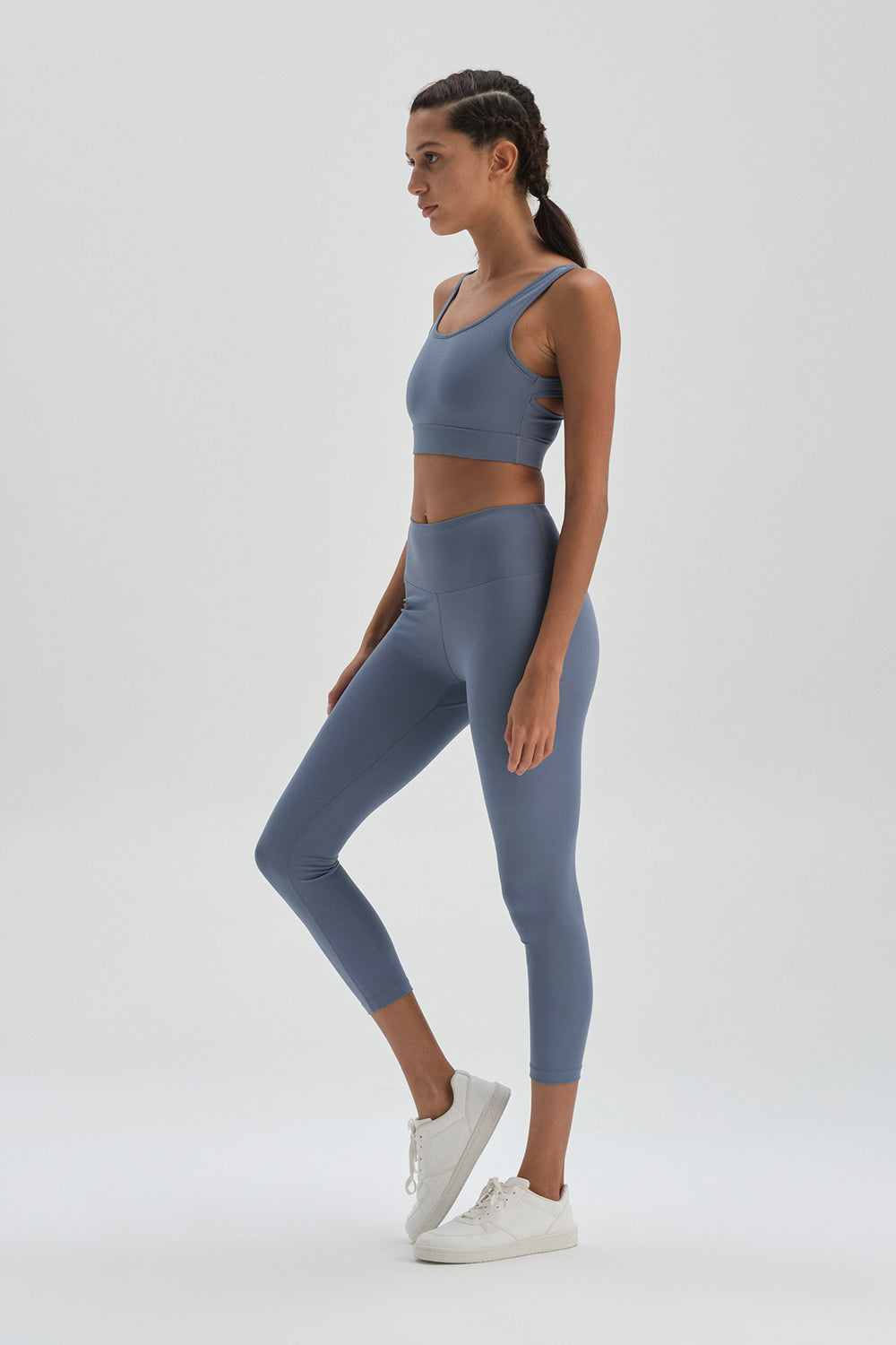BLUE LEGGINGS