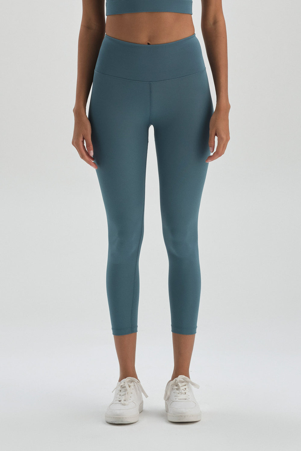 GREEN LEGGINGS