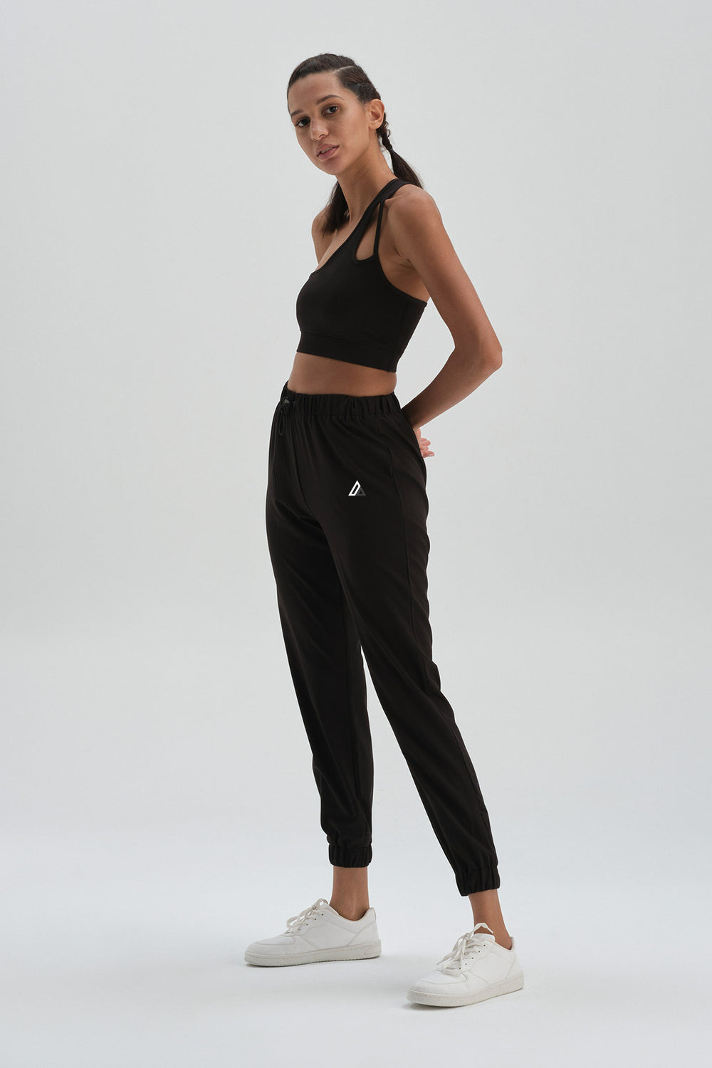 BLACK TRACKSUIT BOTTOM