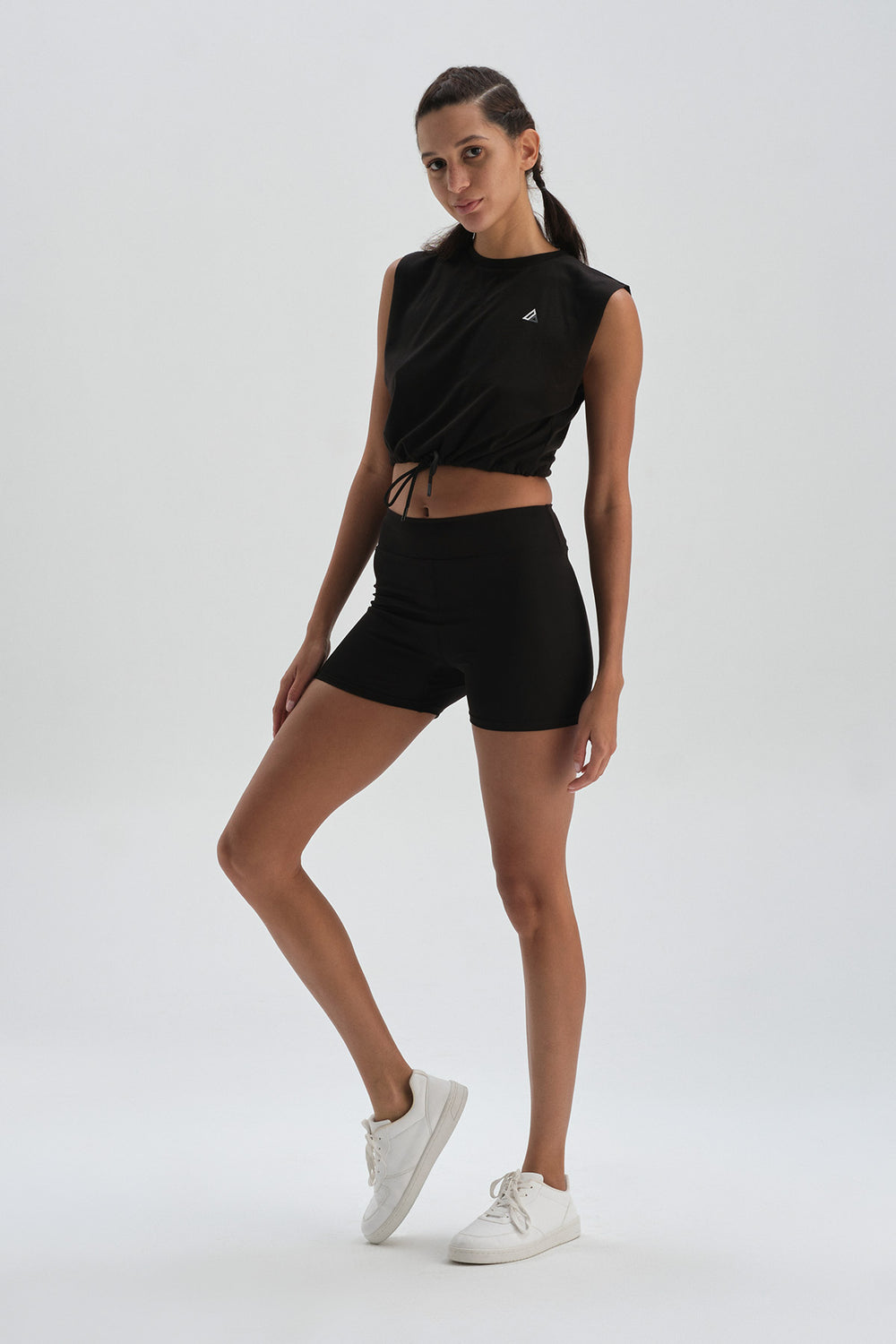 BLACK LEGGINGS