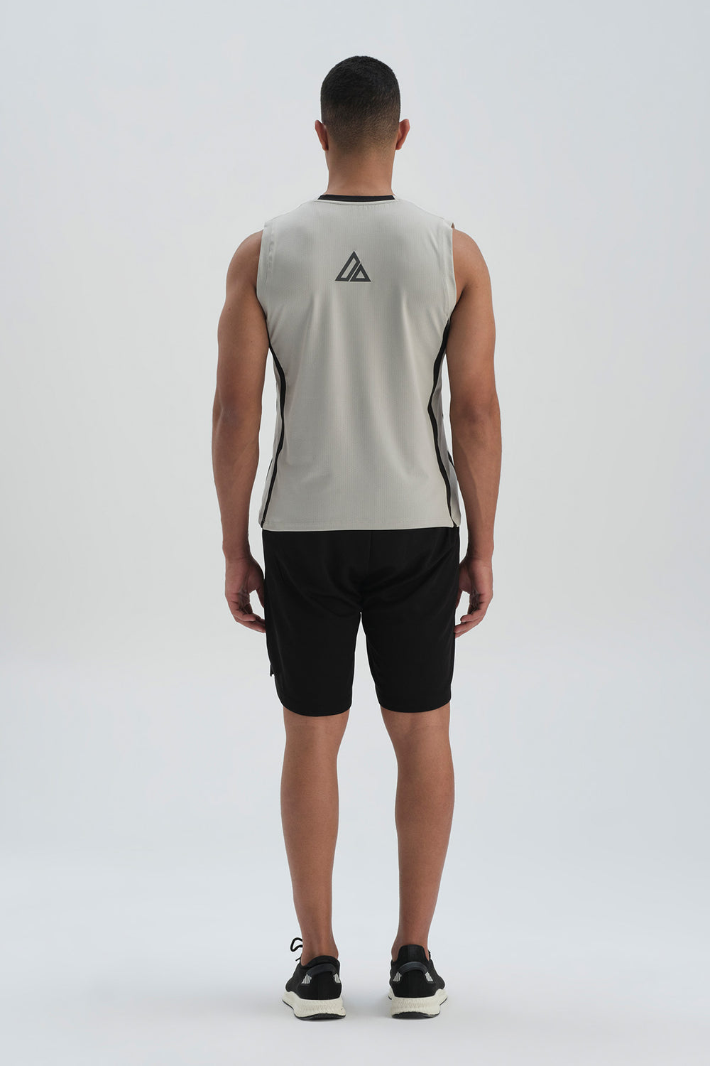 BLACK SHORT