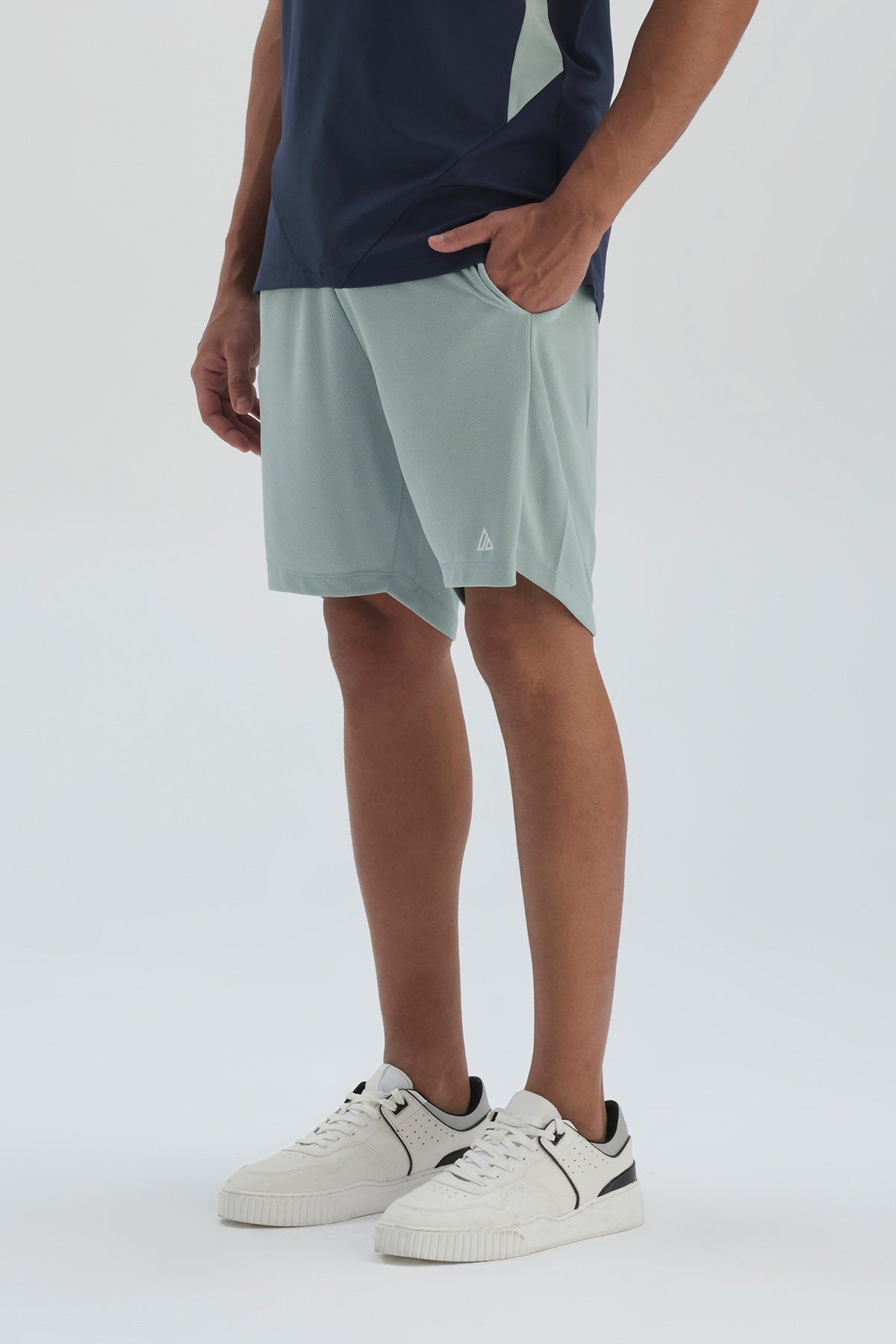 GREEN SHORT