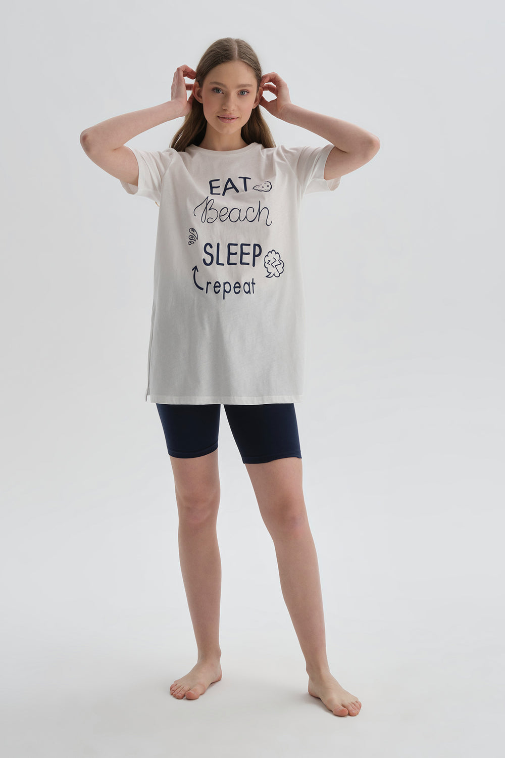 WHITE SHORT PYJAMA SET