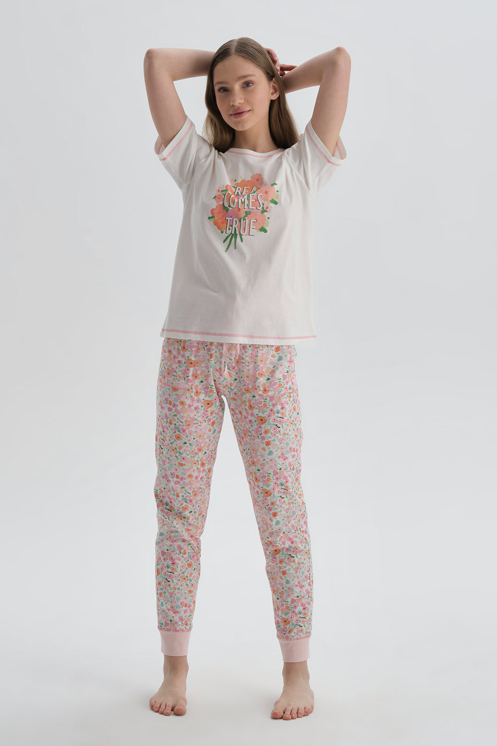 WHITE PYJAMA SET
