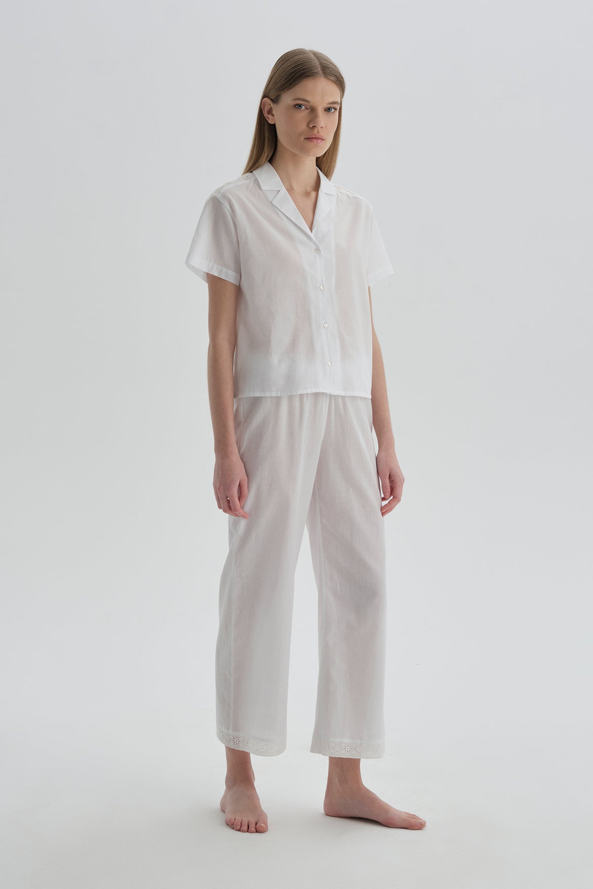 WHITE PYJAMA SET