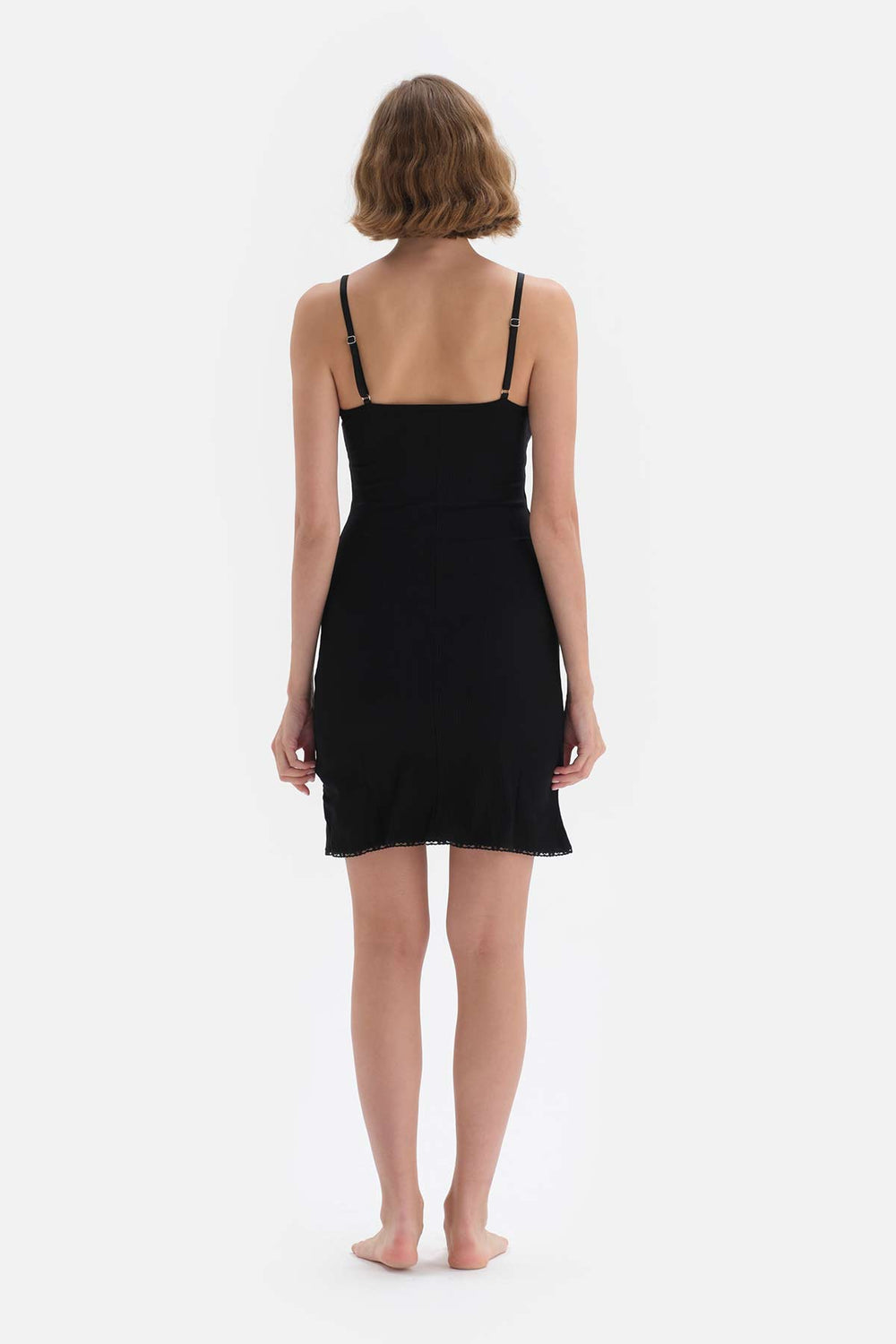 BLACK NIGHTIE