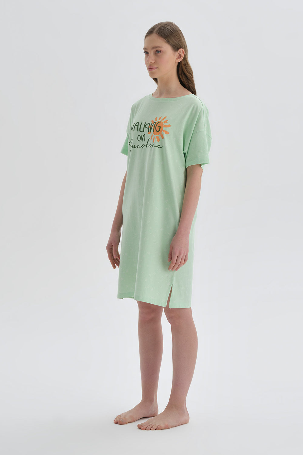 GREEN NIGHTIE