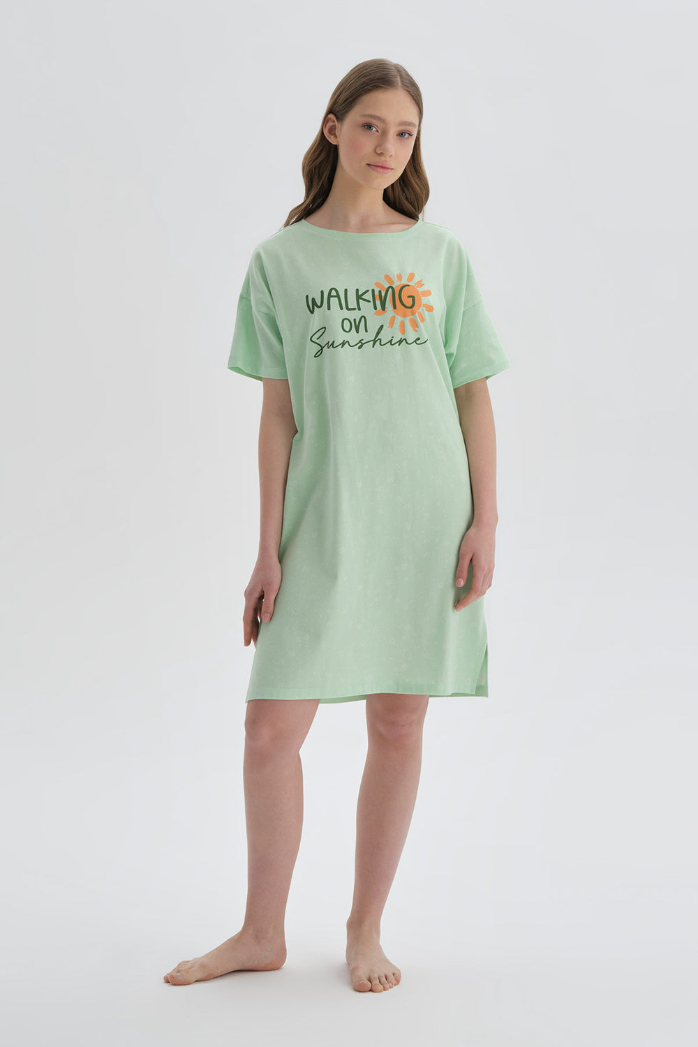 GREEN NIGHTIE