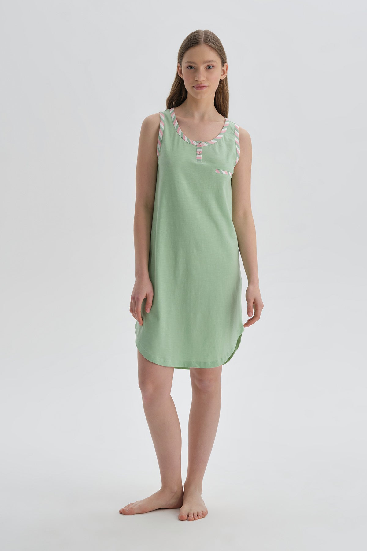 GREEN NIGHTIE