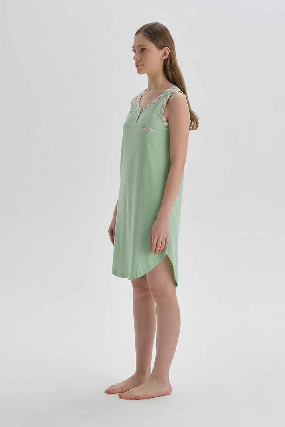 GREEN NIGHTIE