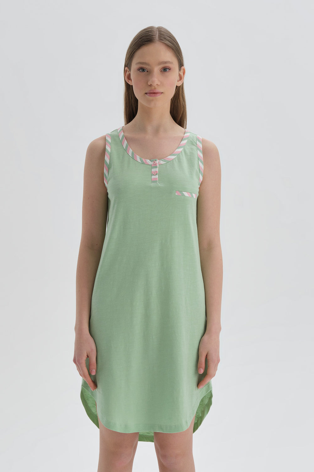 GREEN NIGHTIE