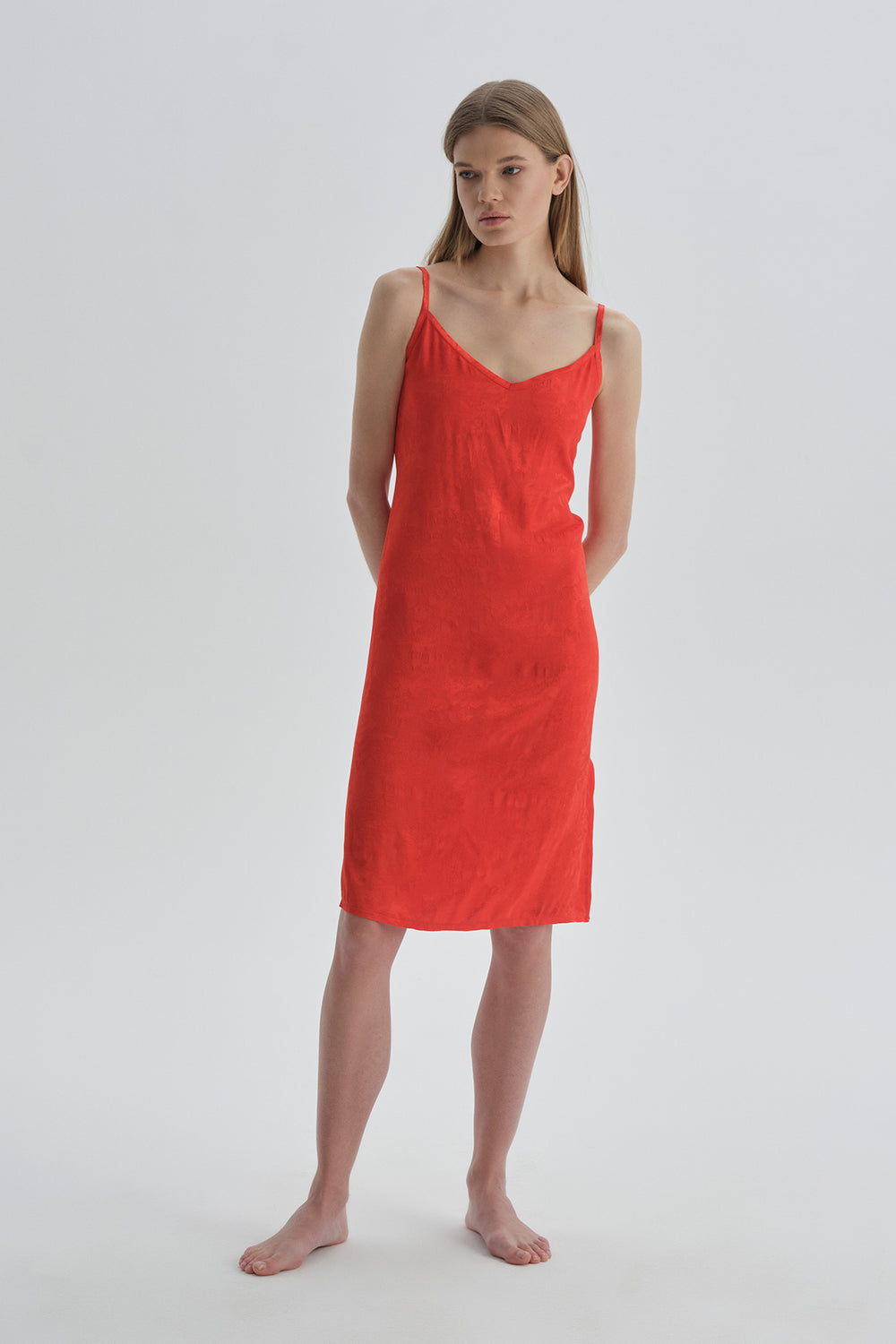 RED NIGHTIE