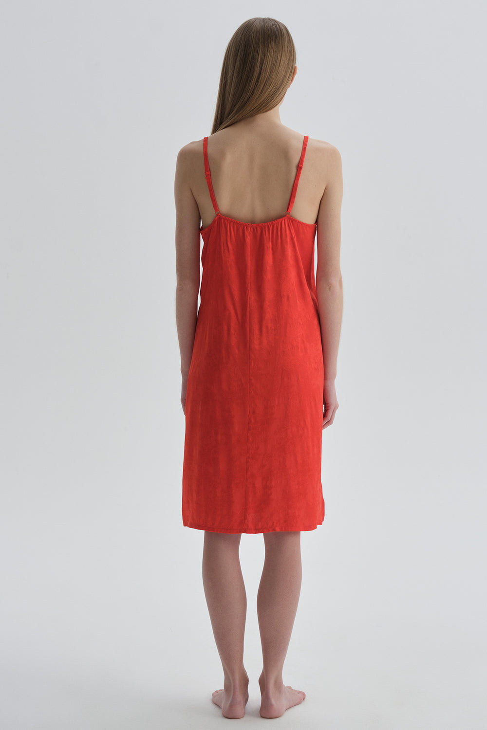 RED NIGHTIE
