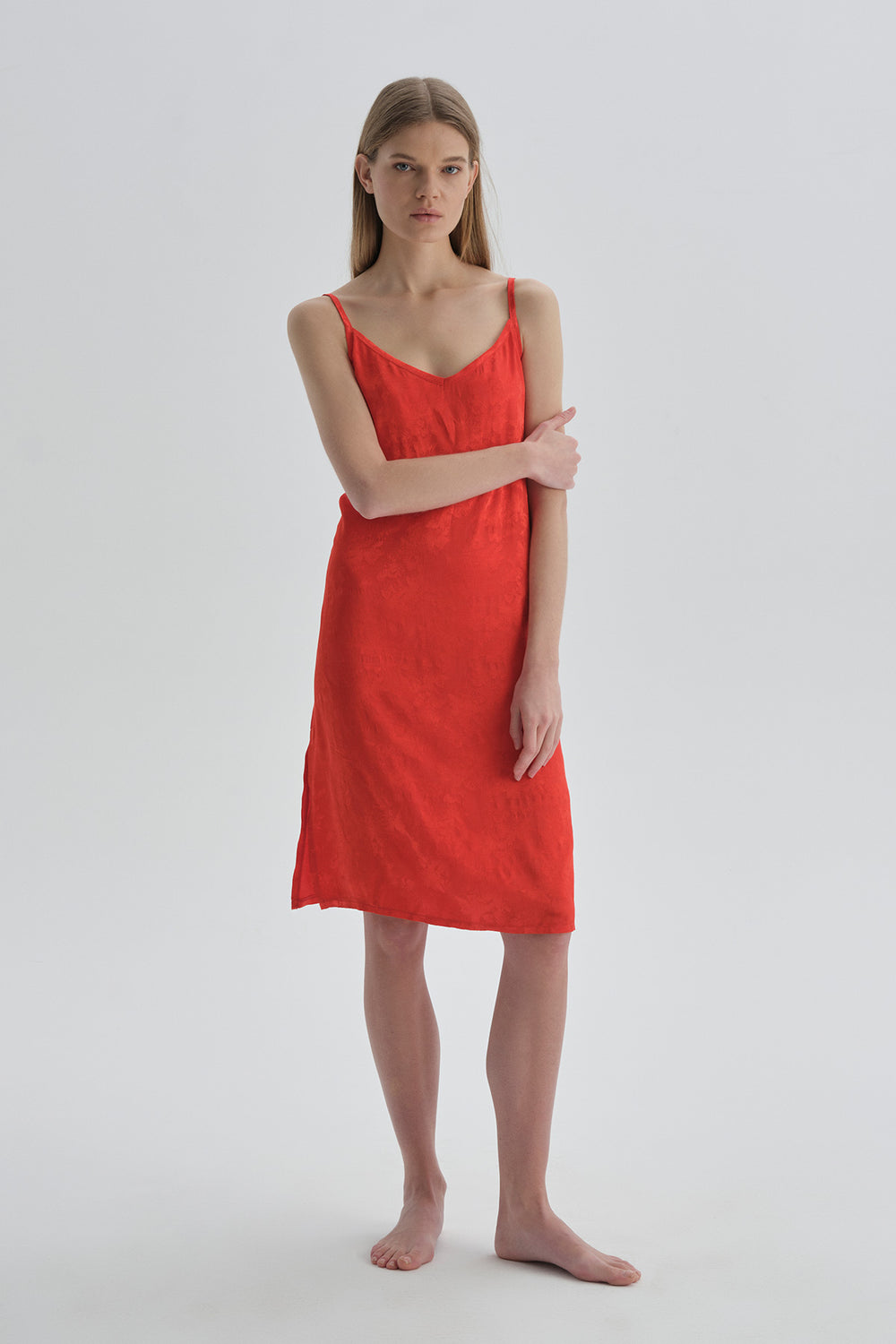 RED NIGHTIE