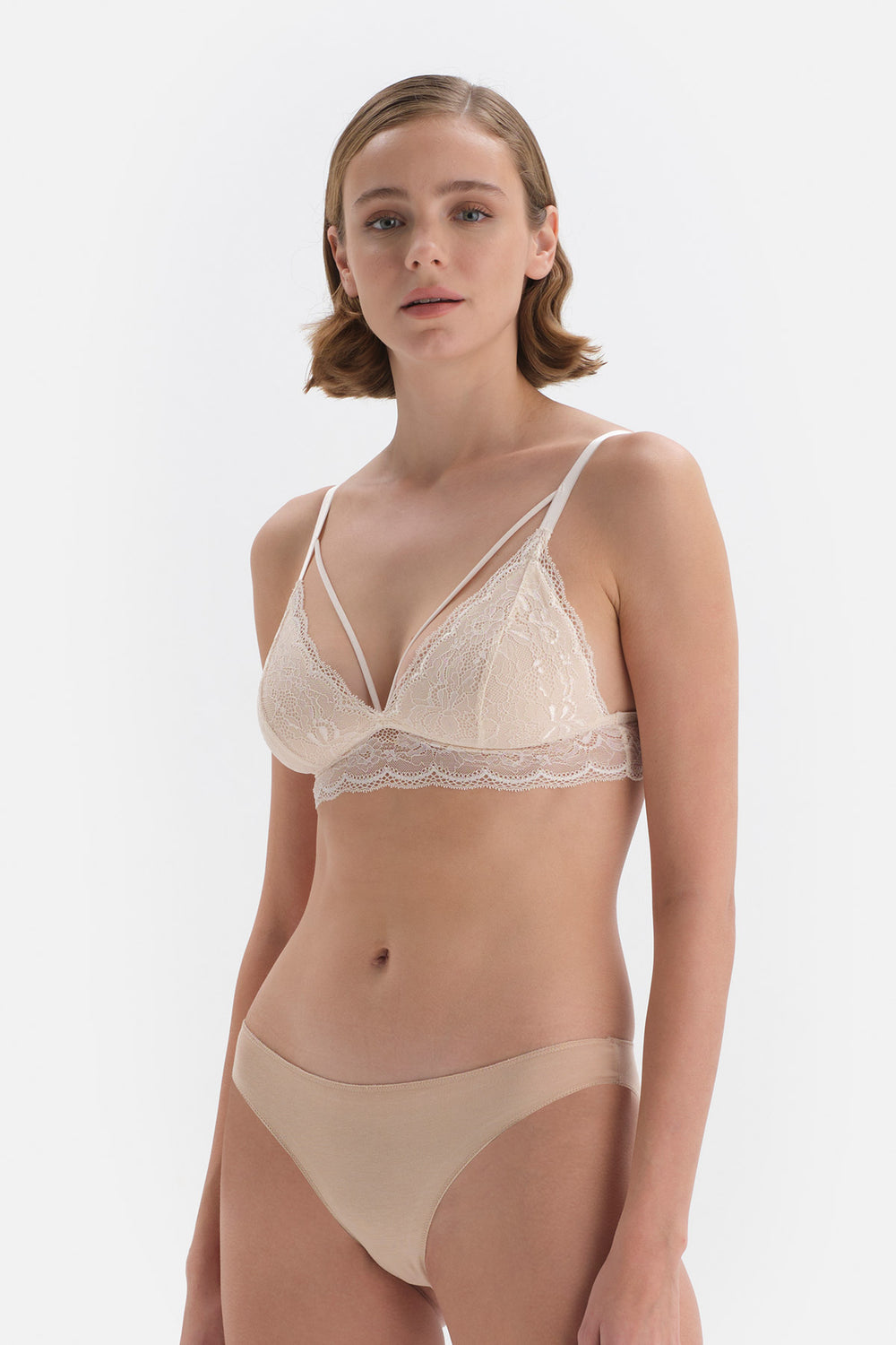 Pınk Nude Balenli Kapsız Büstiyer Sütyen