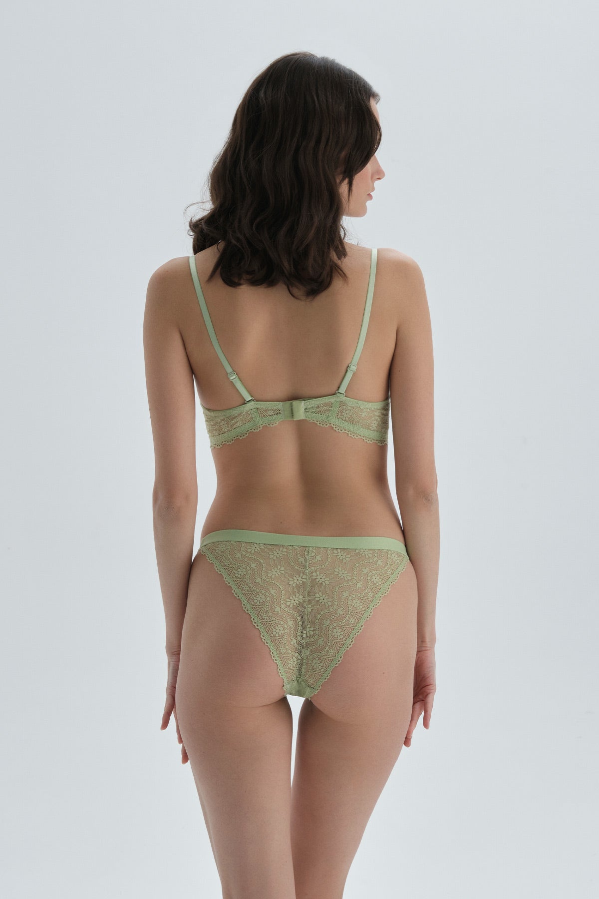 Yeşil Dolgusuz Balenli Straplez Dantelli Sütyen