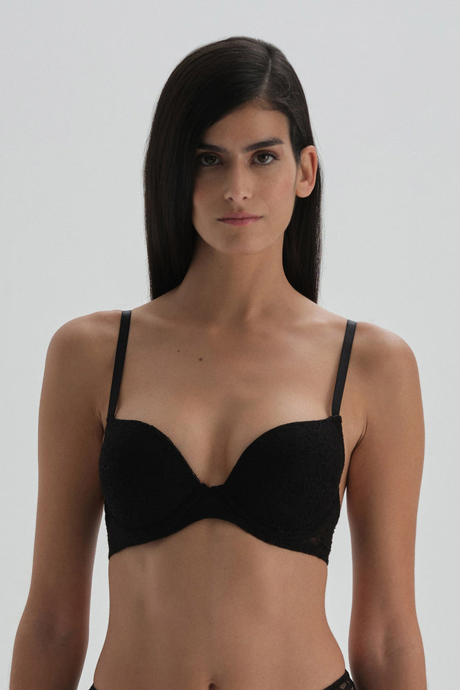 BLACK BRA