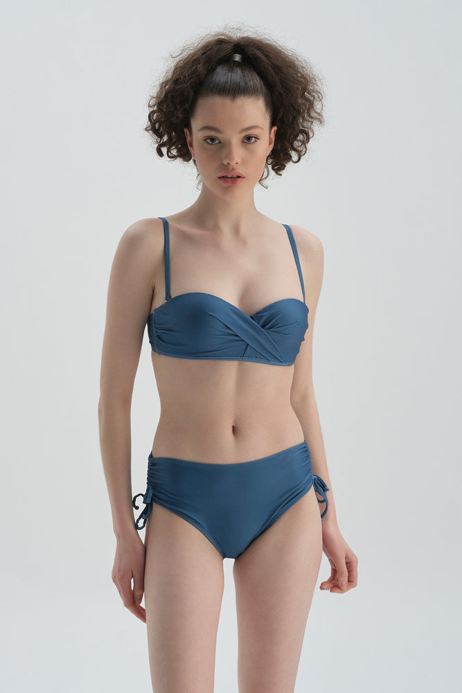 Marin Straplez Kaplı Bikini Üst