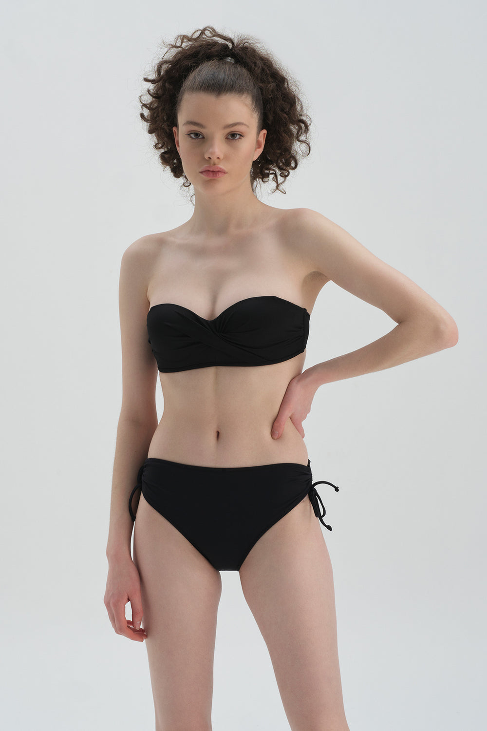BLACK BIKINI TOP
