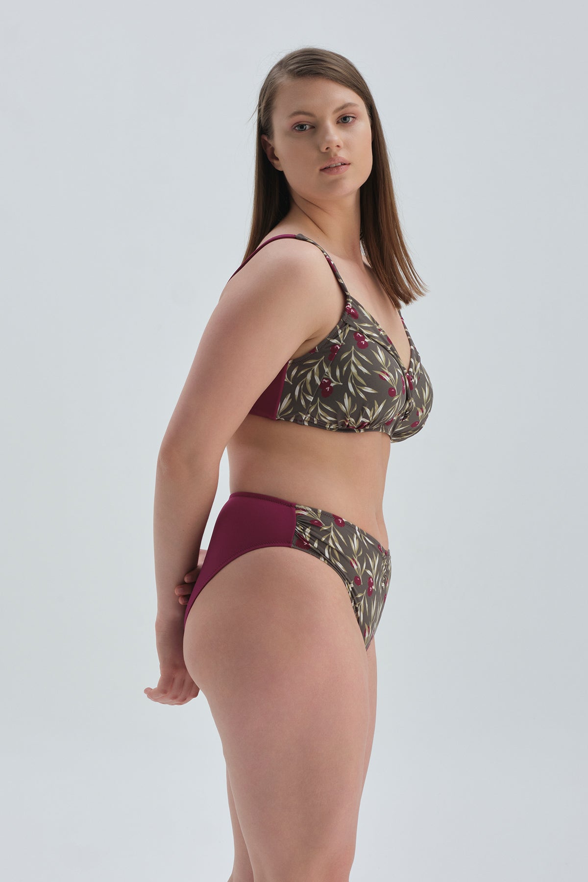 Mürdüm Kaplı Toparlayıcı Yüksek Bel Bikini Alt