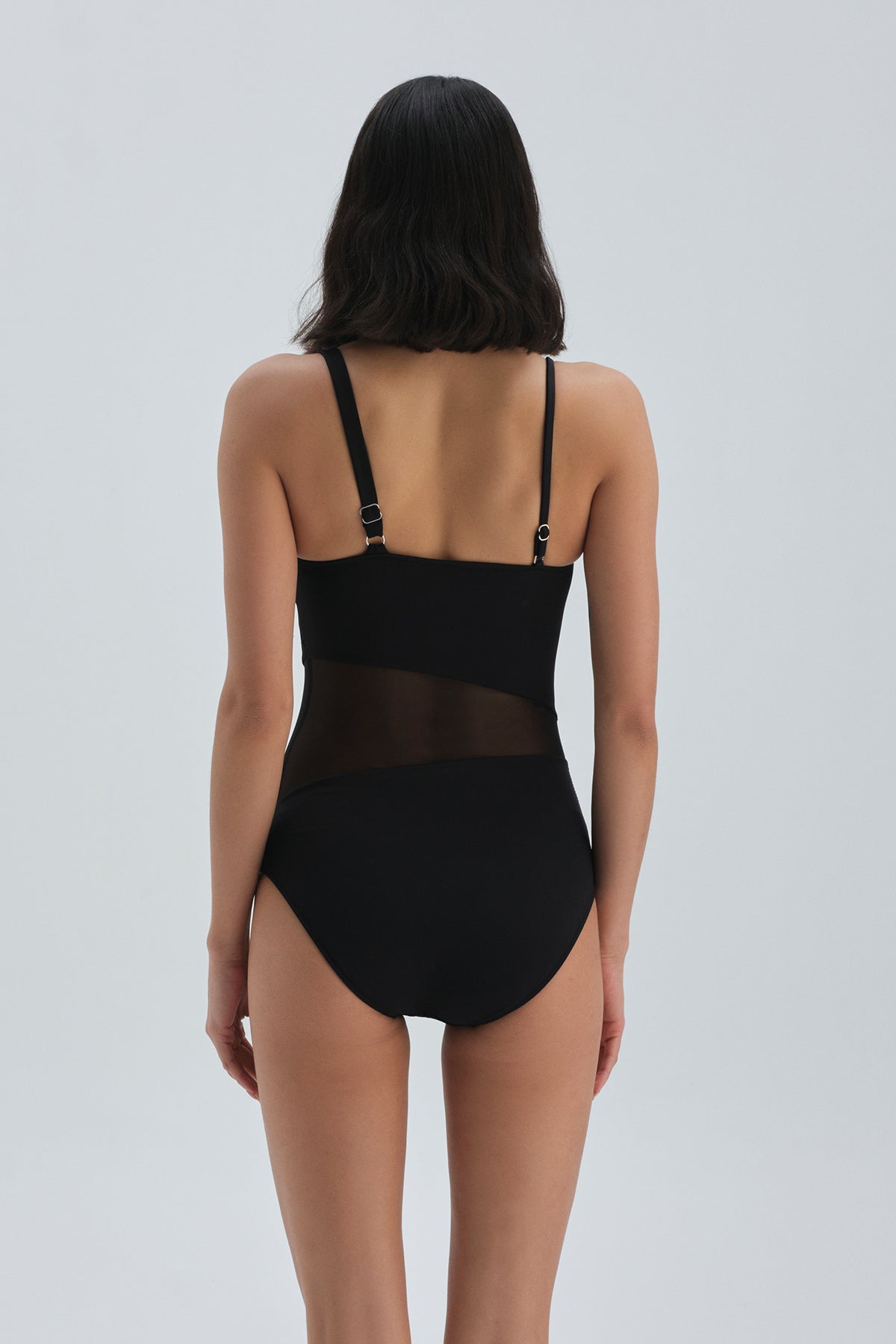 BLACK SWIMSUIT
