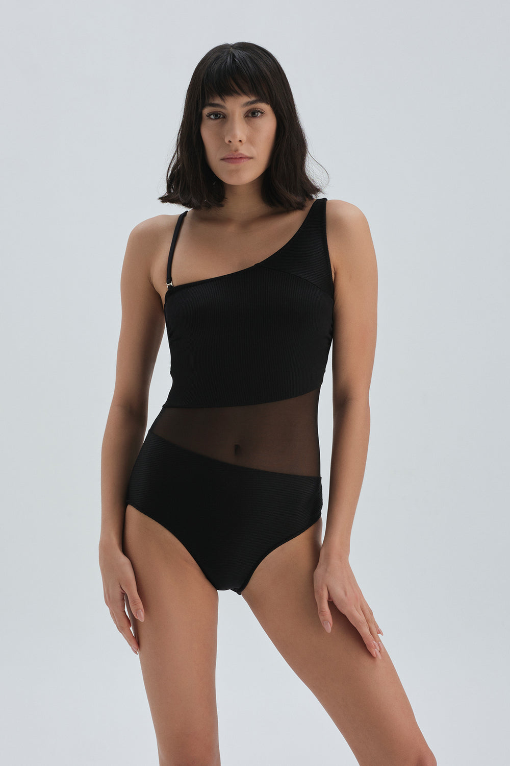 BLACK SWIMSUIT