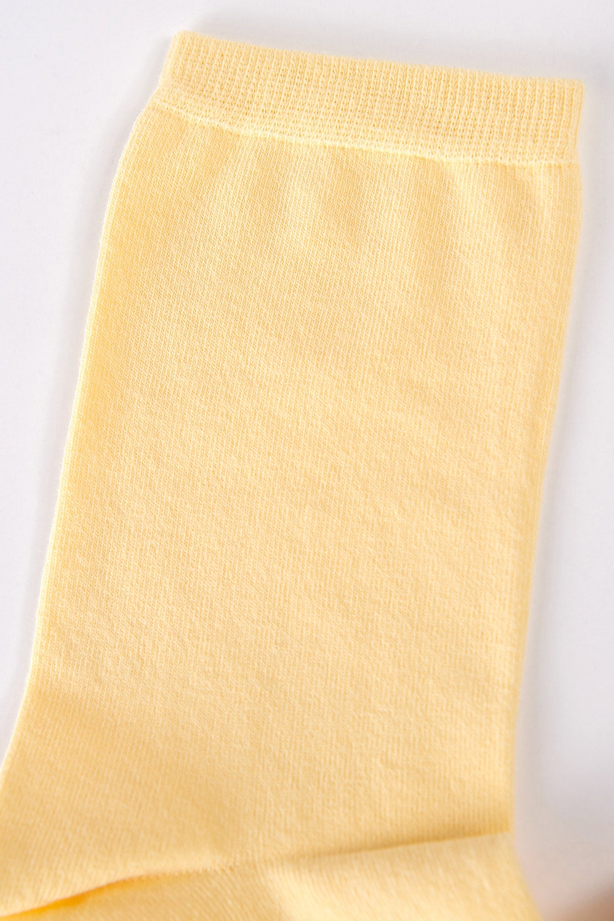 YELLOW SOCKS