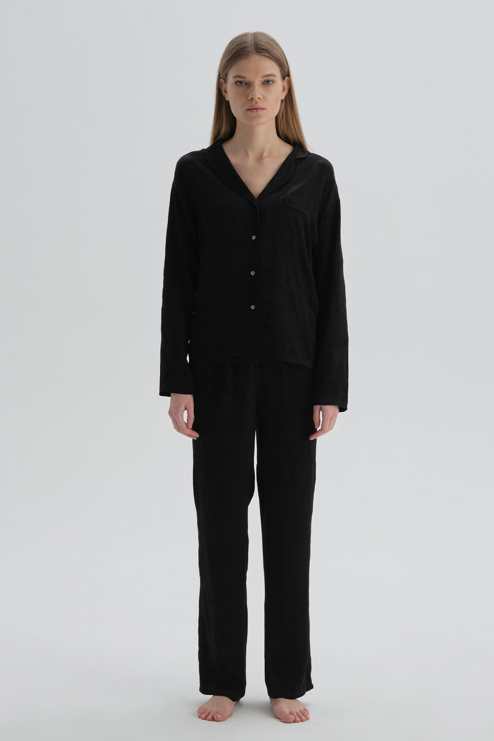 BLACK PYJAMA TOP