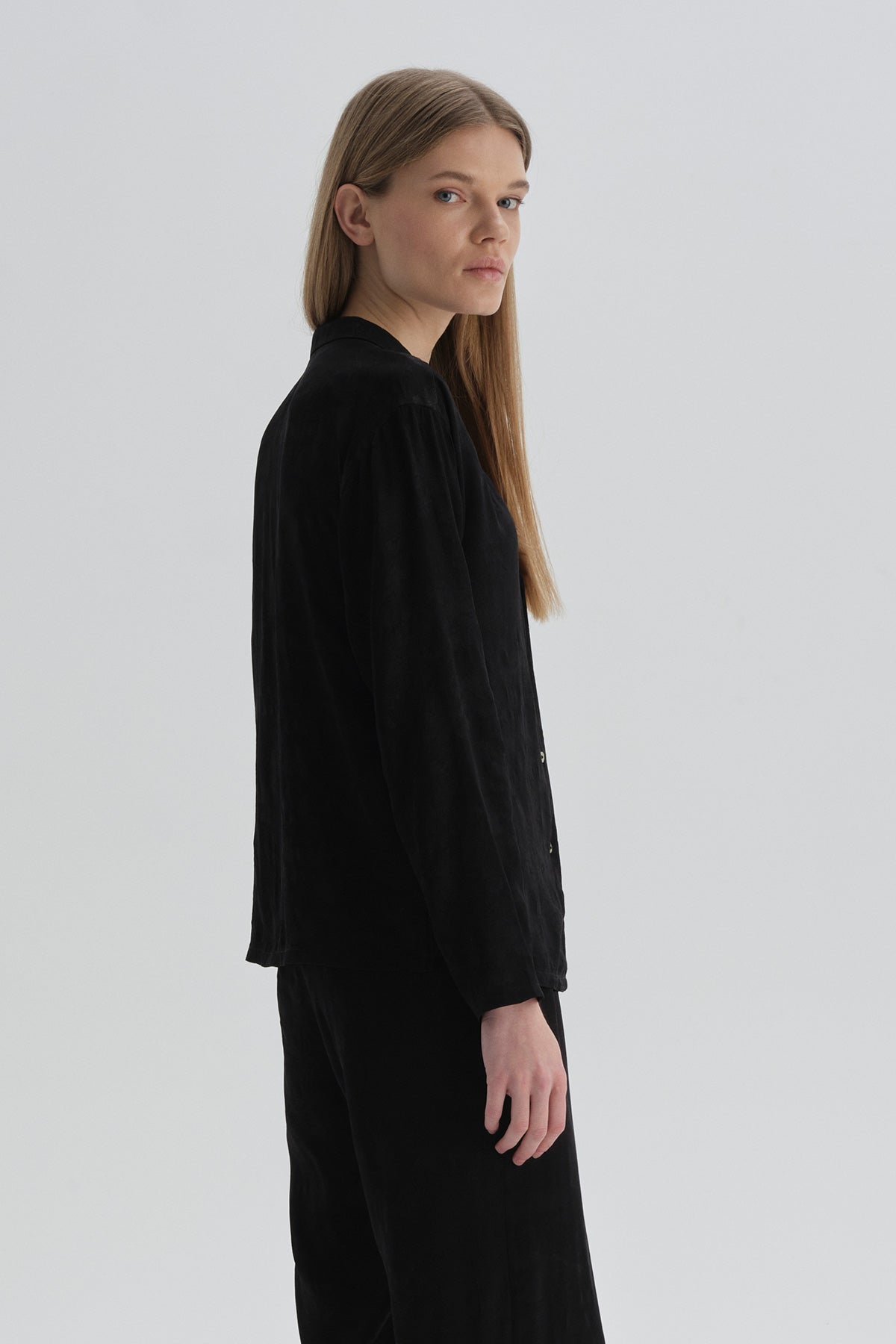 BLACK PYJAMA TOP
