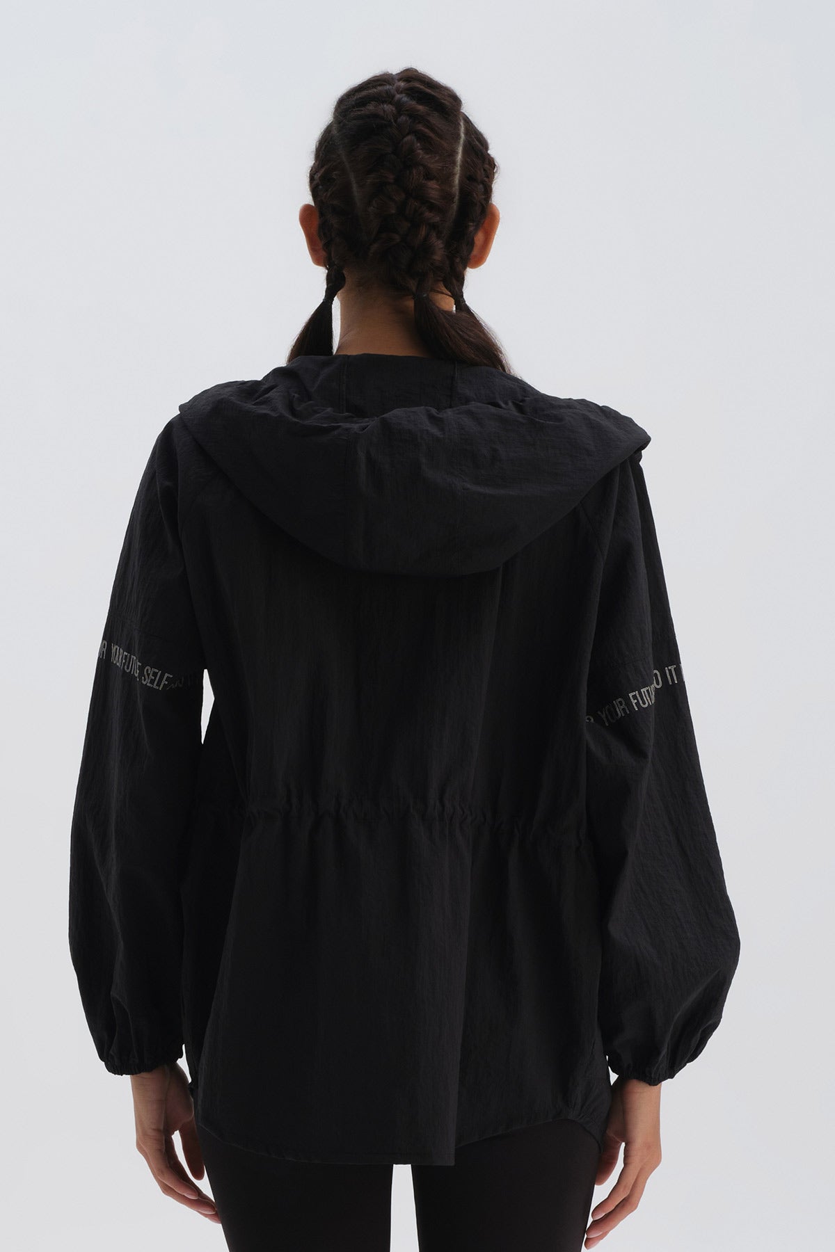 BLACK JACKET
