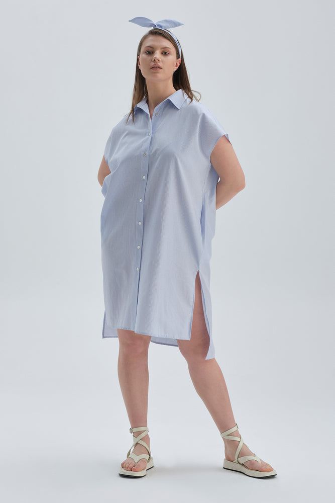 BLUE SHIRT