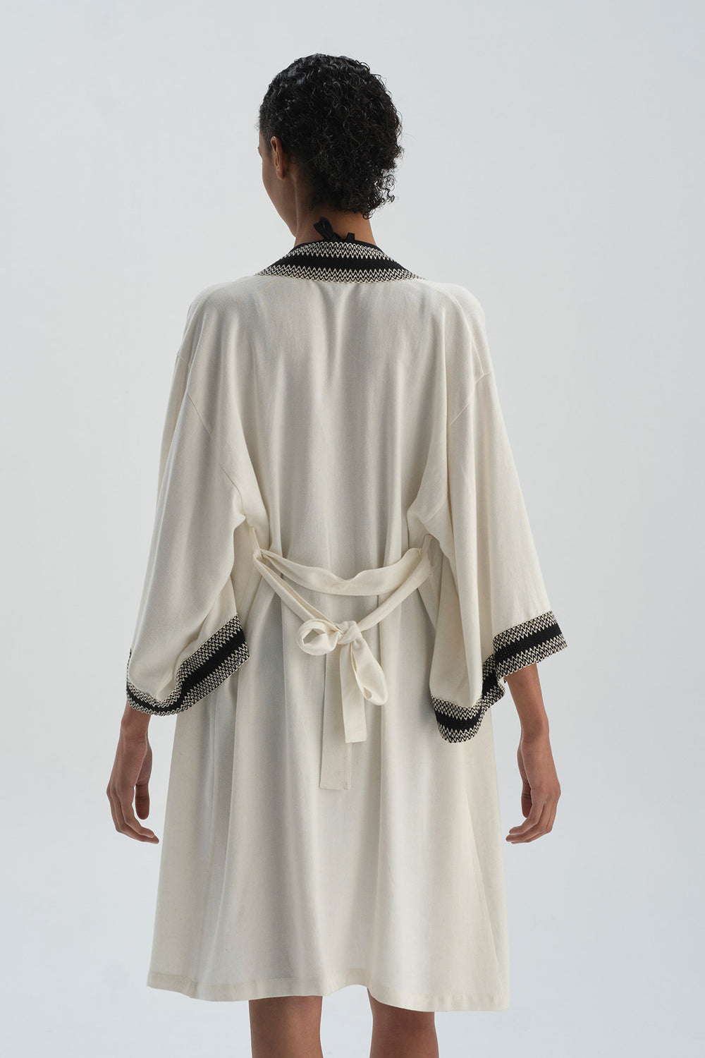 ECRU KIMONO