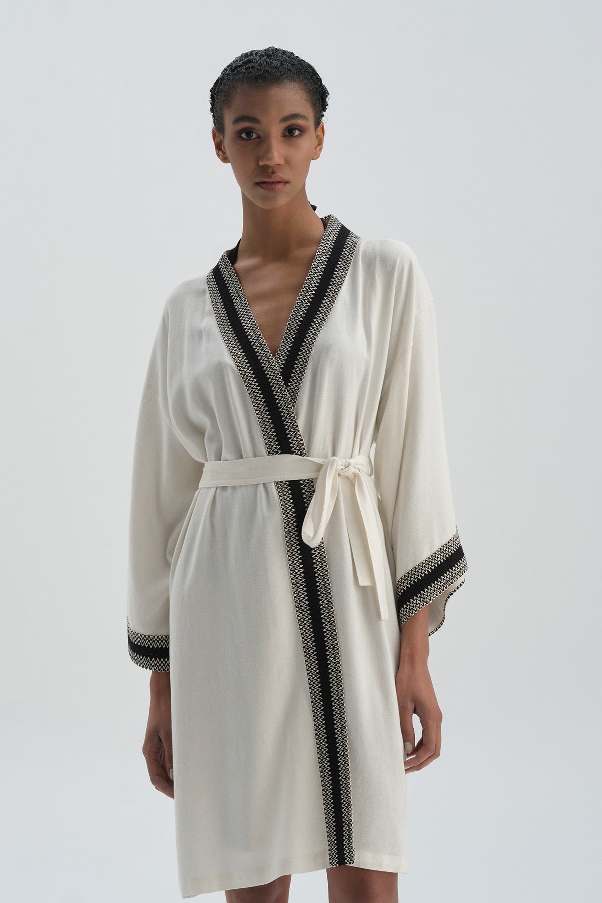 ECRU KIMONO