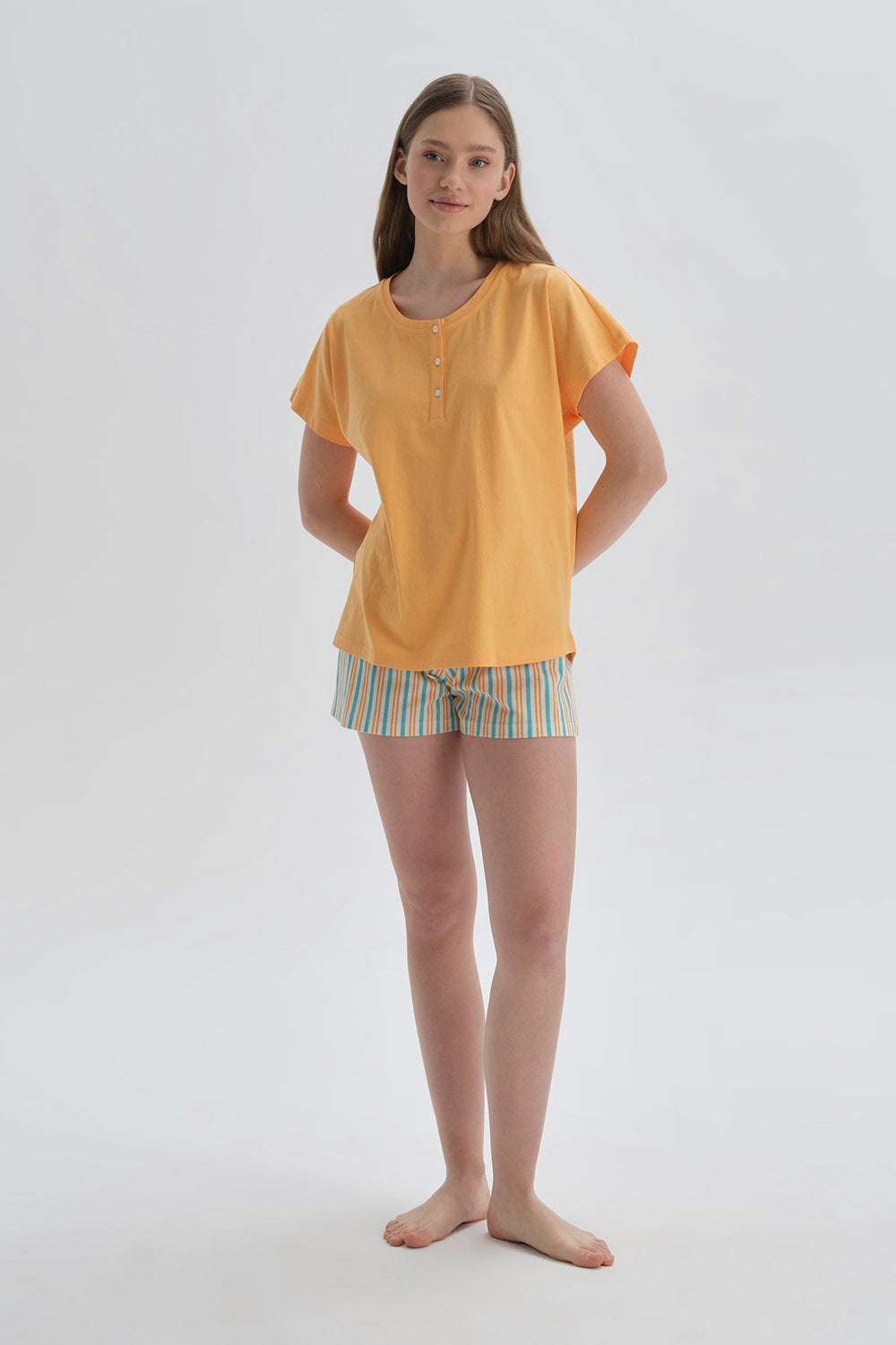 ORANGE SHORT SET