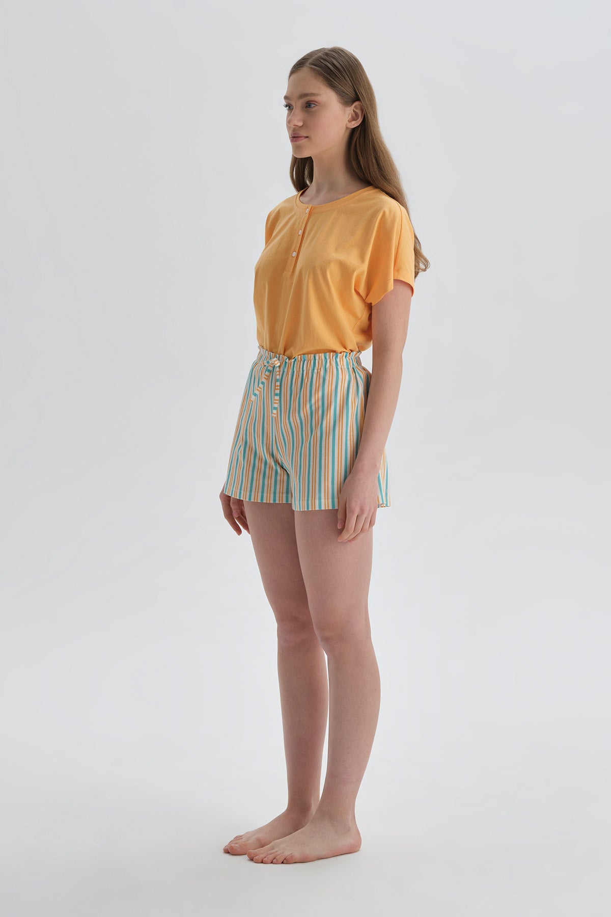 ORANGE SHORT SET