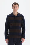 NAVY SWEATSHIRT