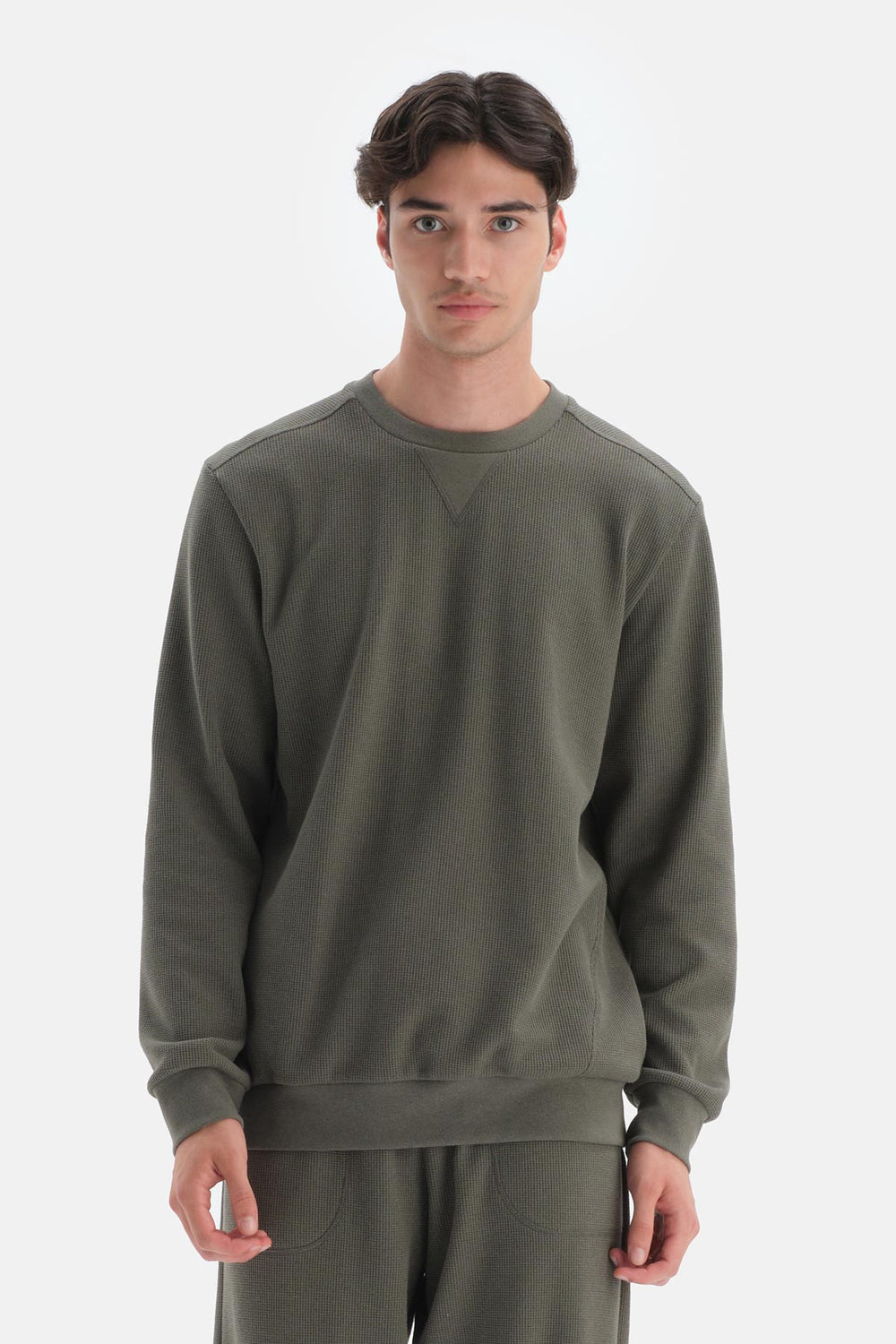 KHAKI SWEATSHIRT