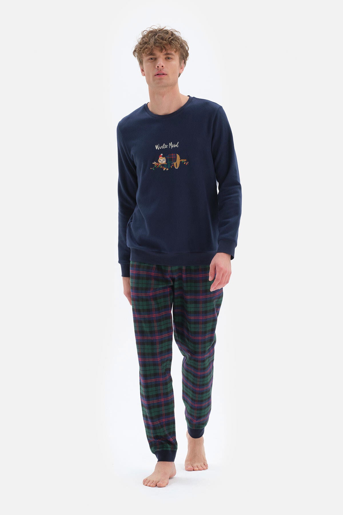 NAVY T-SHIRT