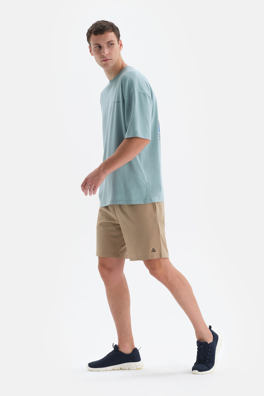 BEIGE SHORT