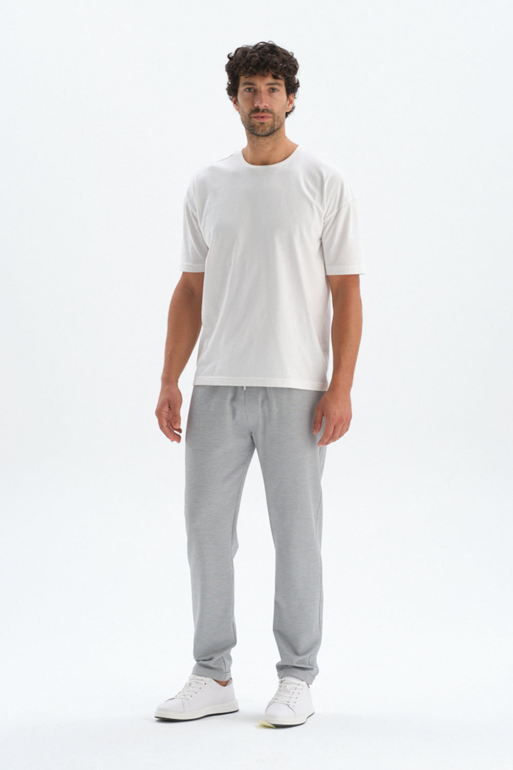 GREY PANTS