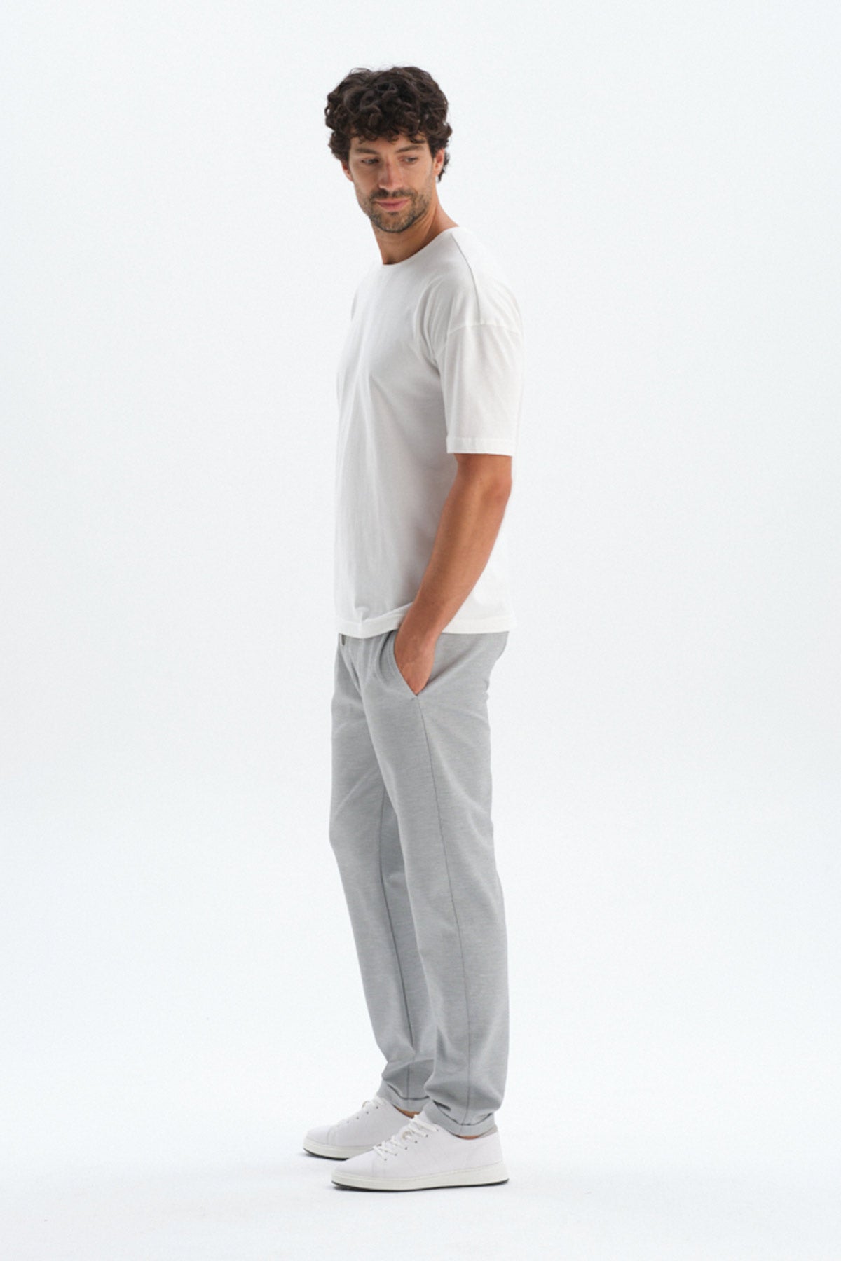 GREY PANTS